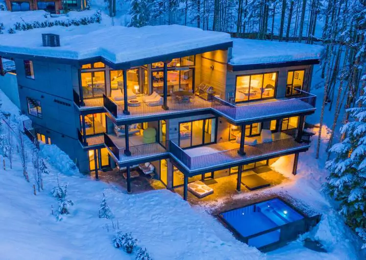 Luxury ski chalets in Whistler